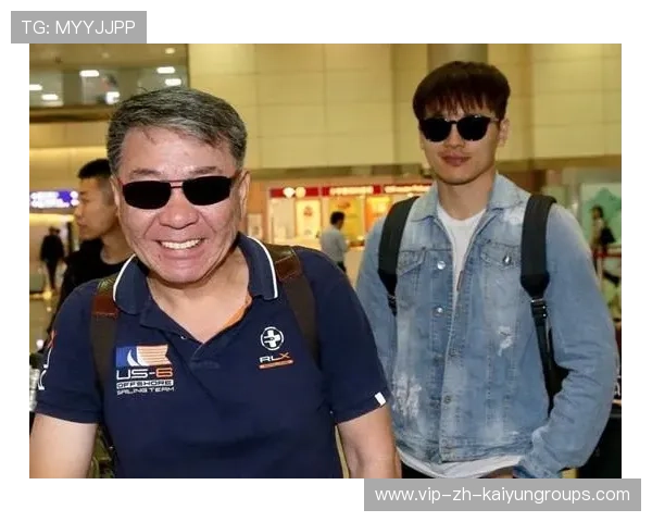 世界冠军被粉丝送辣条：一场意想不到的“辣味”彼此传递